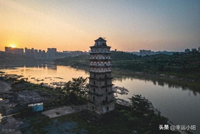 广安奇景？笑死，不过是口老井！