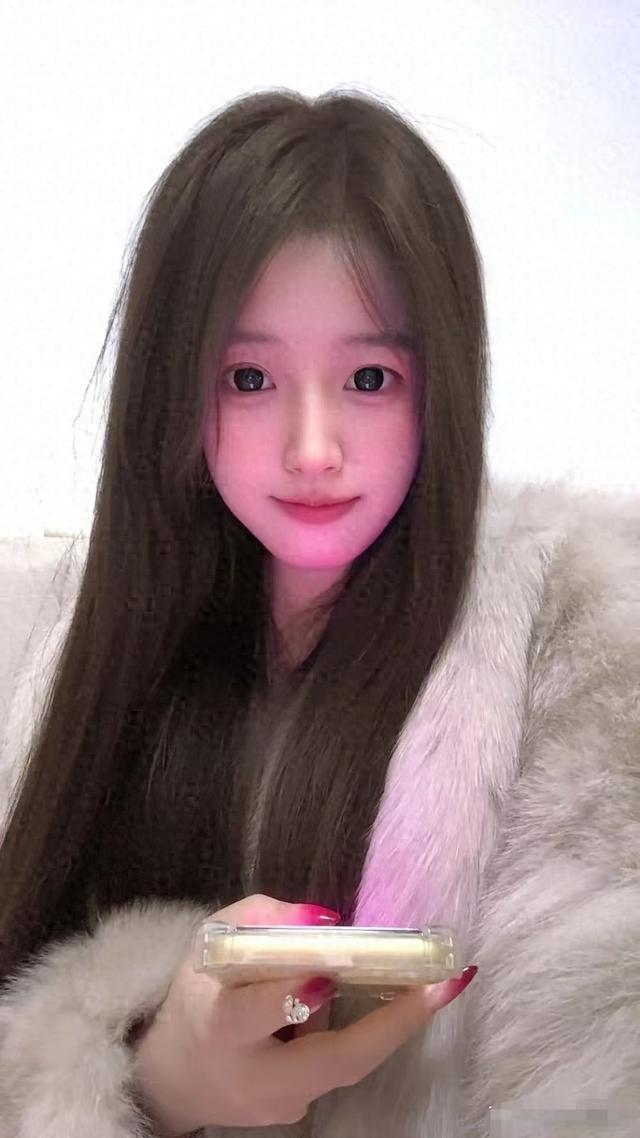 山西一校花，美到极致360°无死角 乖巧呆萌 五官精致 可爱乖乖女