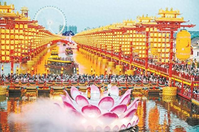 从烟火集市到文化地标