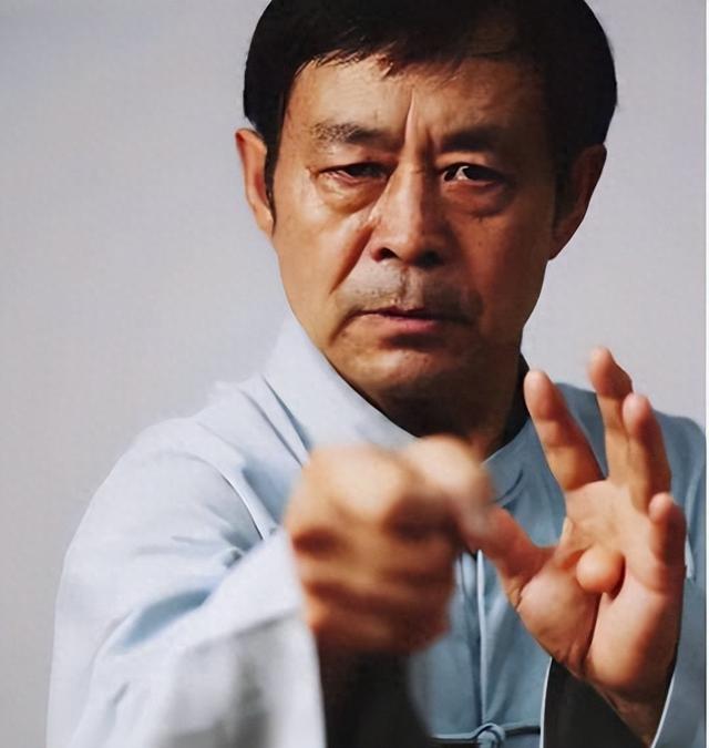 人民日报怒批，一拳就被KO的武学大师马保国，如今口碑又迎反转