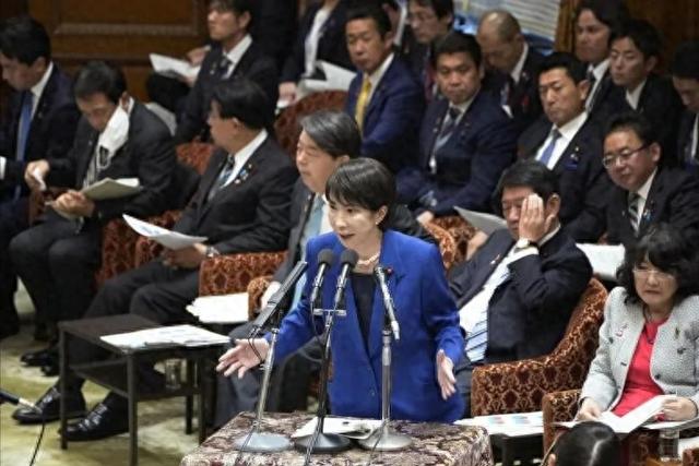 日本政坛突发地震，高市月底或下台	，石破茂喊话：不用对中道歉了