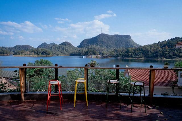 红枫湖畔民宿迎新忙 定制化体验受追捧