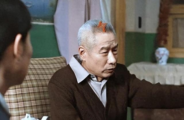 当“硅胶脸	”混入央视剧，滤镜被打回原形	，郭京飞再强也带不动！