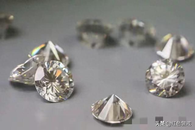 这些年贬值最多的十样东西，从上百万跌到白菜价，为啥没人要了？