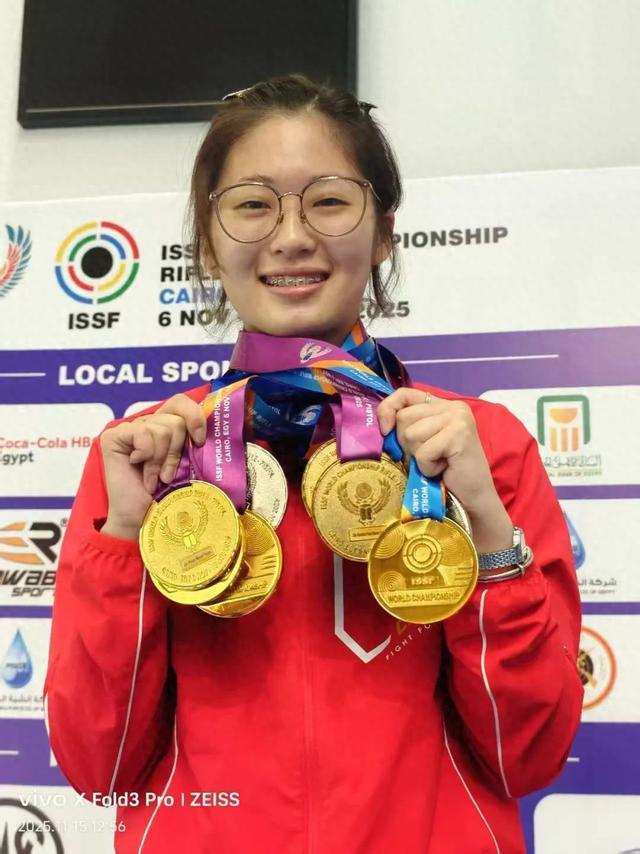 安徽姑娘，狂揽6金！被网友盛赞为“金牌收割机”