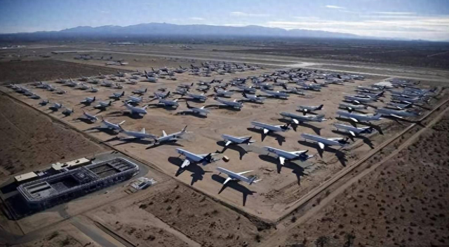 开战将近！中国周边集合，8架加油机连夜升空，再现 B - 2 轰炸伊朗