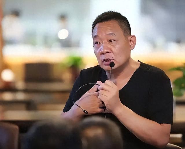 没想到，国家点名胖东来不到半个月，于东来竟再令所有人刮目相看