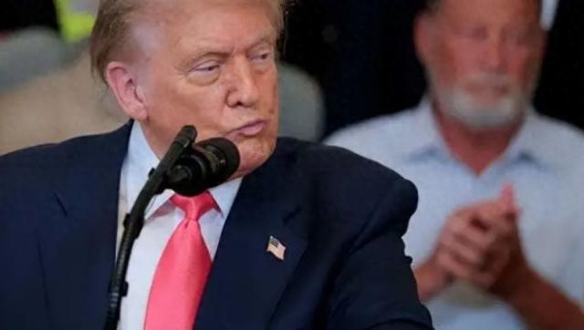 美国彻底不装了？特朗普威胁韩国：不制裁中国就加税！李在明陷入两难，他会同意吗？