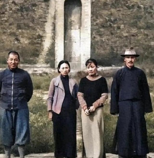 蒋介石和宋美龄的真实容颜，是这个样子的	，珍贵的合影