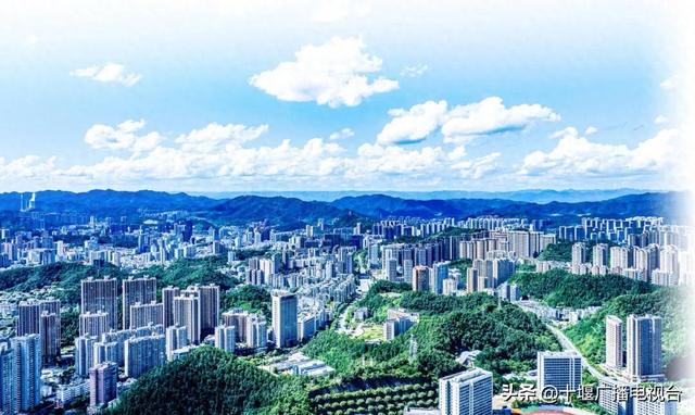 贵州政协报聚焦十堰：为一山而来 为一城停留