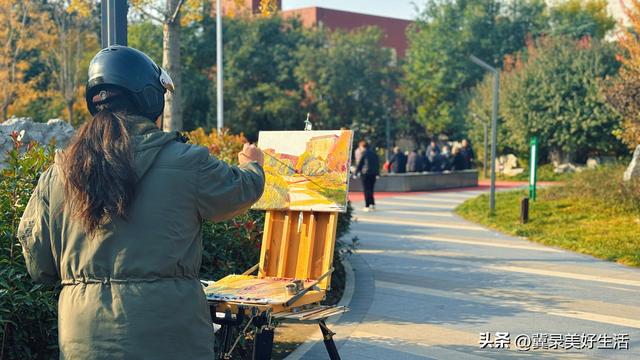 画布里的裕东景语