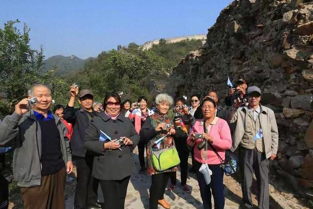 退休5年走遍全国，56岁大姐感慨：旅行没意思，3个真相戳中无数人