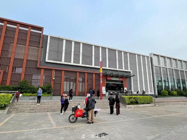 嘉禾望岗，广州的精神地标，既有分别，也有相聚