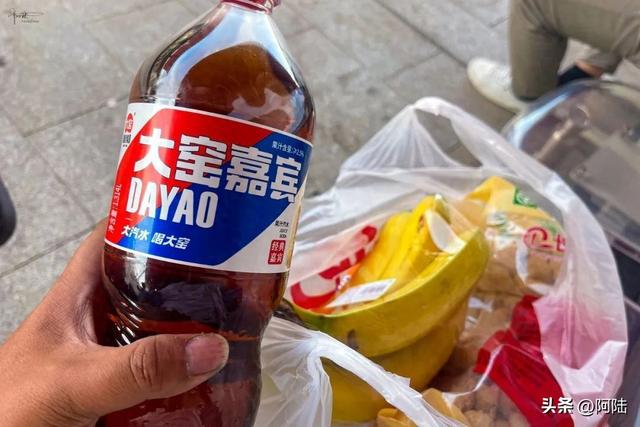 新疆喀什的餐馆很有特色，有些服务细节甚至值得沿海城市学习