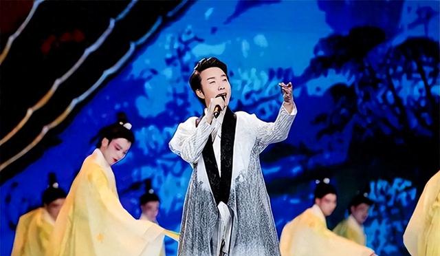 梅兰芳之子梅葆玖：一生无儿无女，至死不原谅半路出道的李玉刚