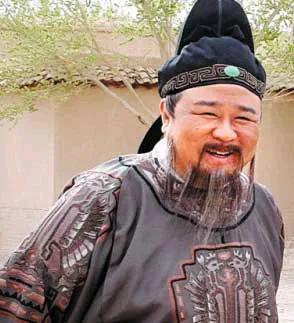 破案密室逃脱攻略（神探狄仁杰大唐第一刑侦官的硬核破案录密室杀人心理操控）