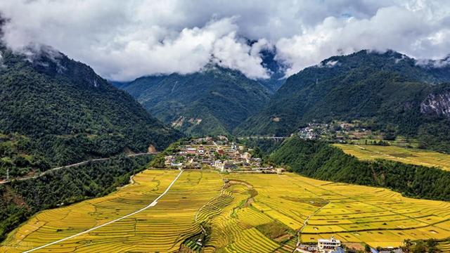 10月适合去的5个小众旅行地，人少风景美，通行条件佳