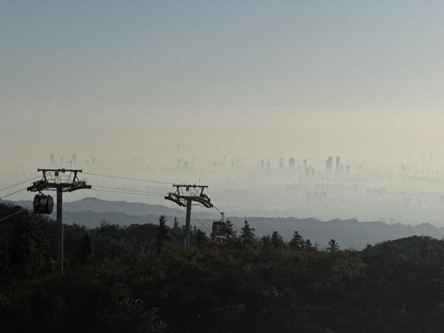 “坐上云端”之后：一条破纪录的索道，撬动南昌文旅新动能