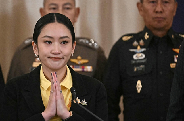 胜负已分！泰国政坛巨变，佩通坦遭无情解职，八字回应告别总理位