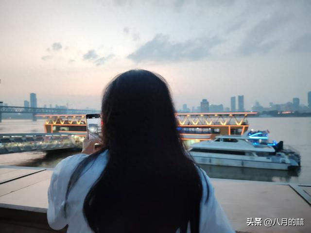 你是自己的诗和远方