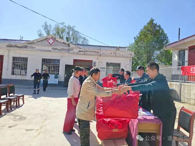 塬上秋阳暖