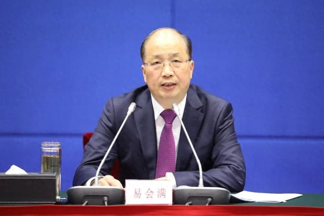 正部级易会满，被查！曾执掌中国证监会5年，任期内A股共20次跌破3000点