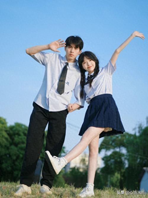 从校服到婚纱的唯美句子是（从校服到婚纱）
