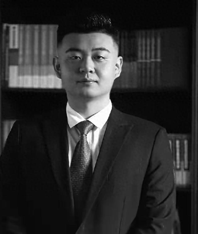 突发讣告！他于11月16日去世，年仅30岁，家里突发心梗积劳成疾