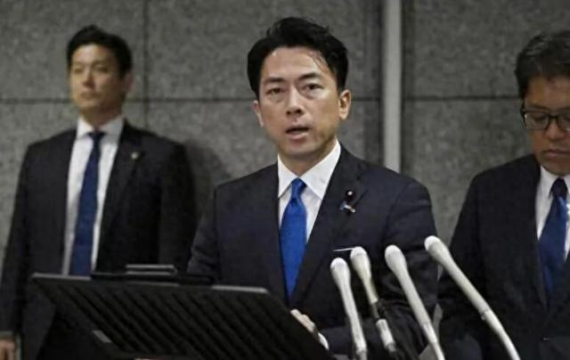 高市早苗最担心一幕发生，辽宁舰前出琉球，中日战机爆发激烈交锋