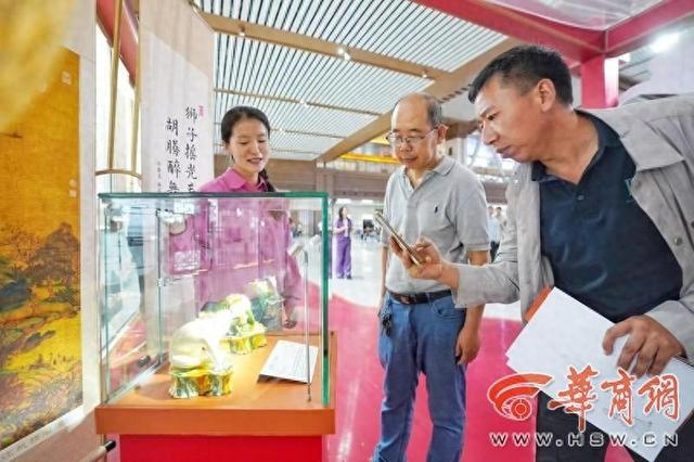 让文物“走出”博物馆 到西安火车站看“唐诗里的长安”