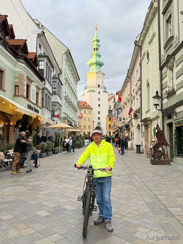 多瑙河畔的移动课堂：张明教授用单车解锁了欧洲的隐藏密码