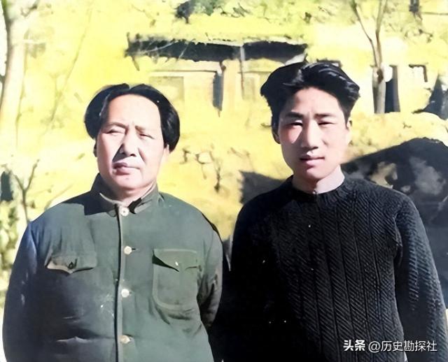 1962年，刘思齐和杨茂之新婚后，去看望毛主席，留下的珍贵合影