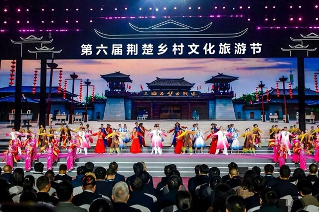 浪漫宣恩沉浸八方客，湖北文旅迎来新动能