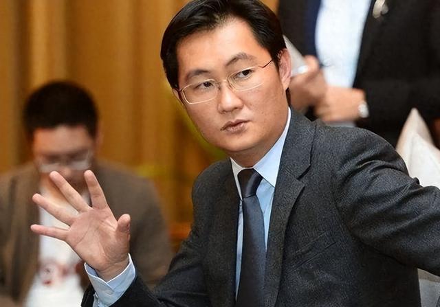 他身家几百亿却只开20万的车，8亿人用他的产品，却没几人认识他