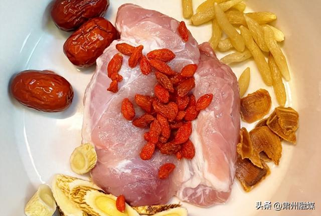 花胶海参党参汤 党参和花胶可以一起用来炖鸡吗