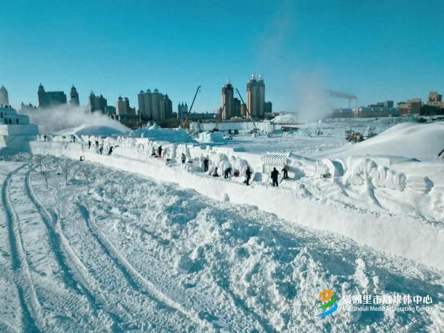 满洲里中俄蒙国际冰雪节解锁三国文化交融新体验·258米雪墙现茶道脉络 六大篇章展冰雪芳华