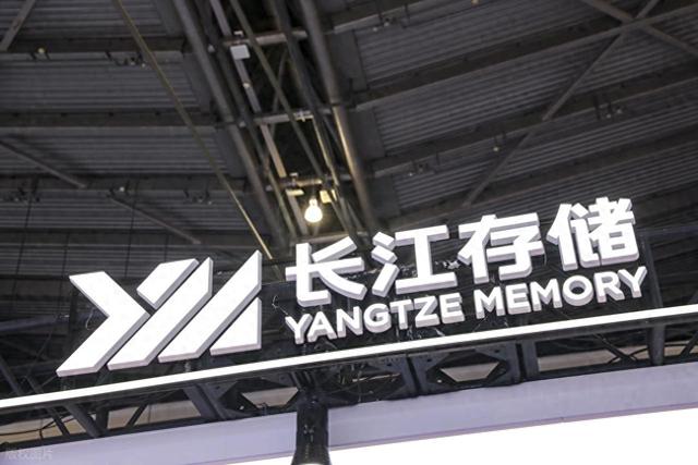 中国又出“新王炸”！美国人傻眼：封锁3年，竟养出个“怪物”？