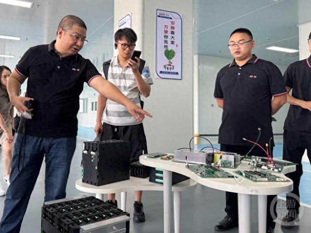 年复合增长率8.23%！跨境电商加速重庆机电产品高质量出海