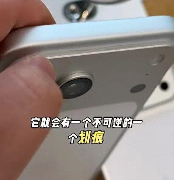 第一批入手iPhone新机的用户已经“翻车了”