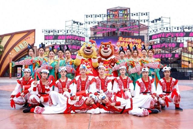 非遗民俗共贺岁 赣州方特年味浓