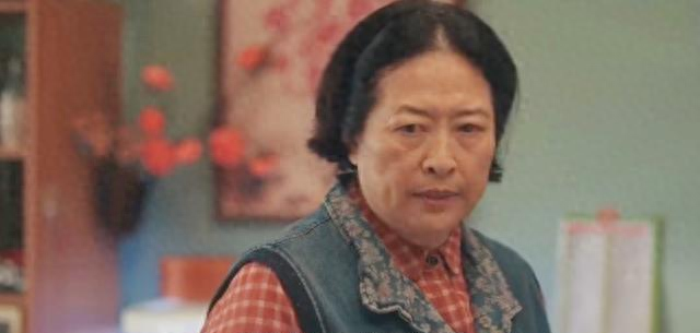 《四喜》沈明珠做梦也想不到	，丁虹争夺遗产，竟然成全了何丽华