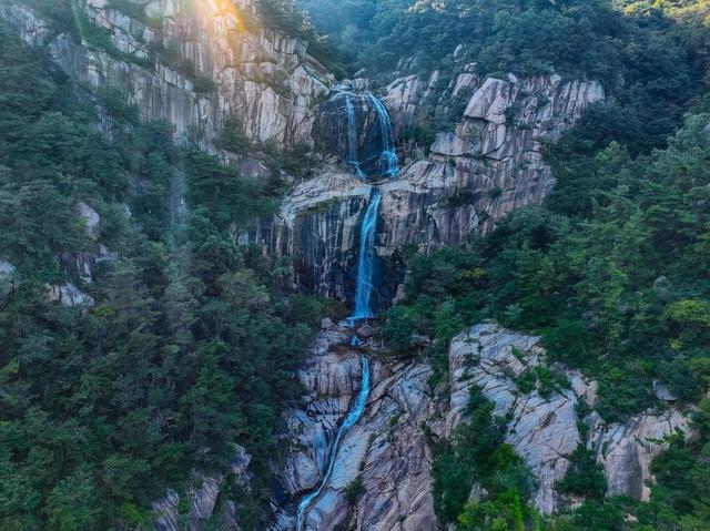沂蒙山云蒙景区9月最“润”，中国瀑布再现经典“三叠”胜景