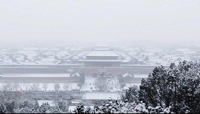 北京的雪终于下到故宫了