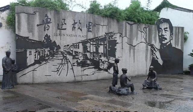 人民日报发声，鲁迅夹烟事件定调，投诉人身份被扒，果然有情况