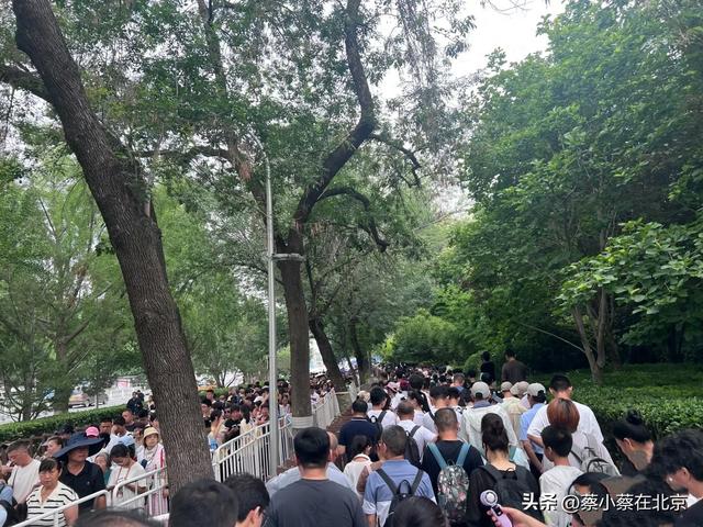 2025年7月19日，北京天安门广场发生的真人真事，喜欢的可以看下