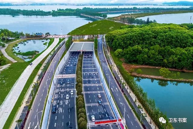 东湖优秀网站建设方案（勃勃跳动的城市绿心东湖风景区3高端规划）