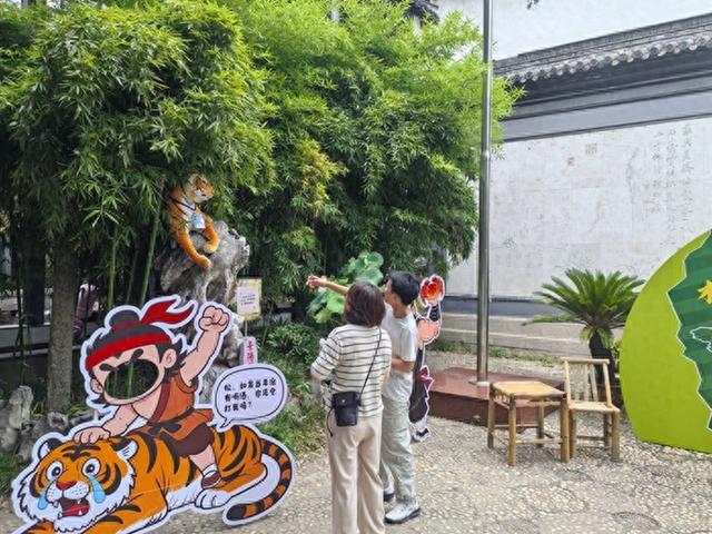 奔着“苏超”来 却被兴化圈粉