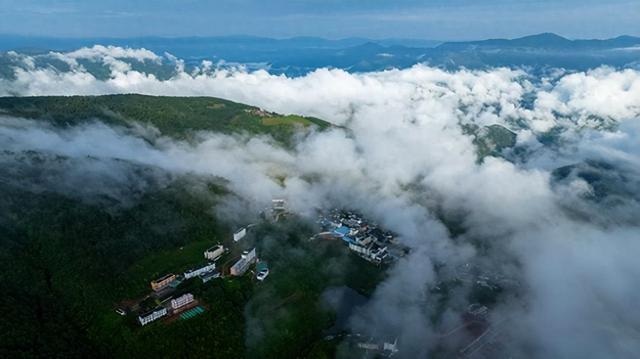 楚雄州双柏县：多元赋能打造四季立体旅居生态