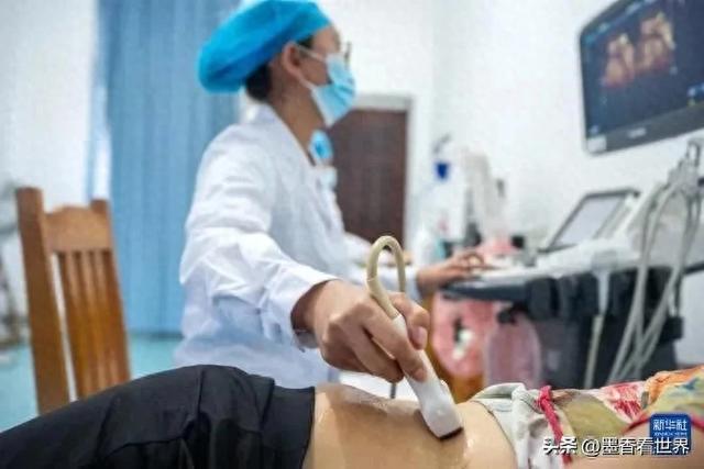 脱裤查B超？140斤胖妹当场裂开！医生一句话：误诊差点要命！