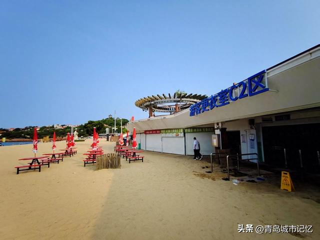 海水浴场如童话般的更衣室，快来收藏曾经的回忆吧